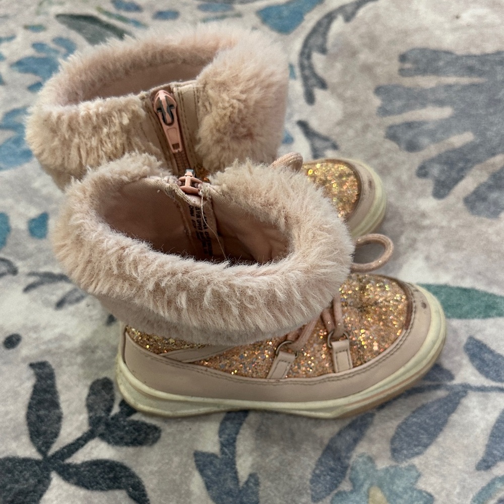 Glittery Gold Kids Boots
